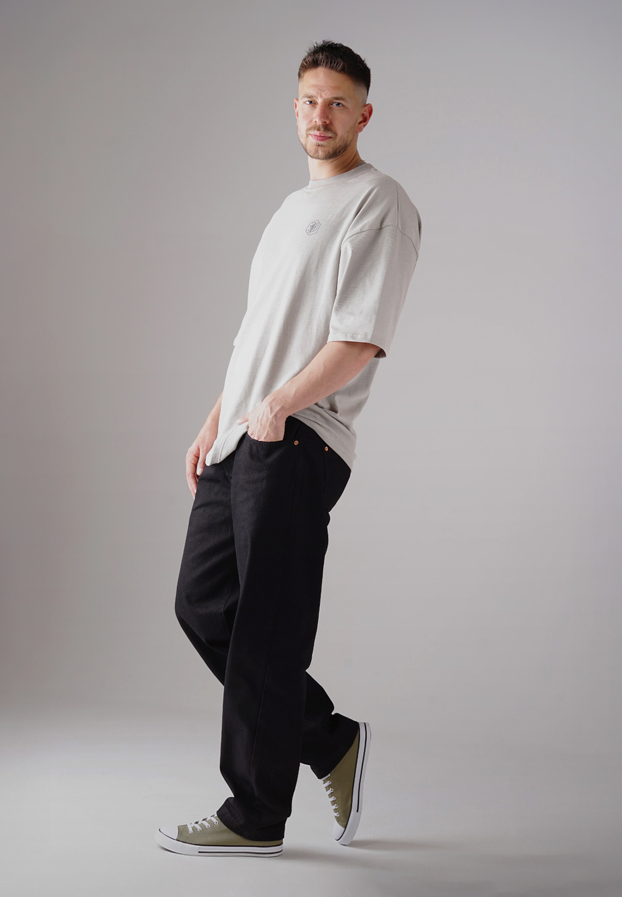 Picaldi Zicco 472 Black Herrenjeans – Relaxed-Karottenschnitt in Raw Black Picaldi Zicco 472 Black Herrenjeans – Relaxed-Karottenschnitt in Raw Black W46-L32