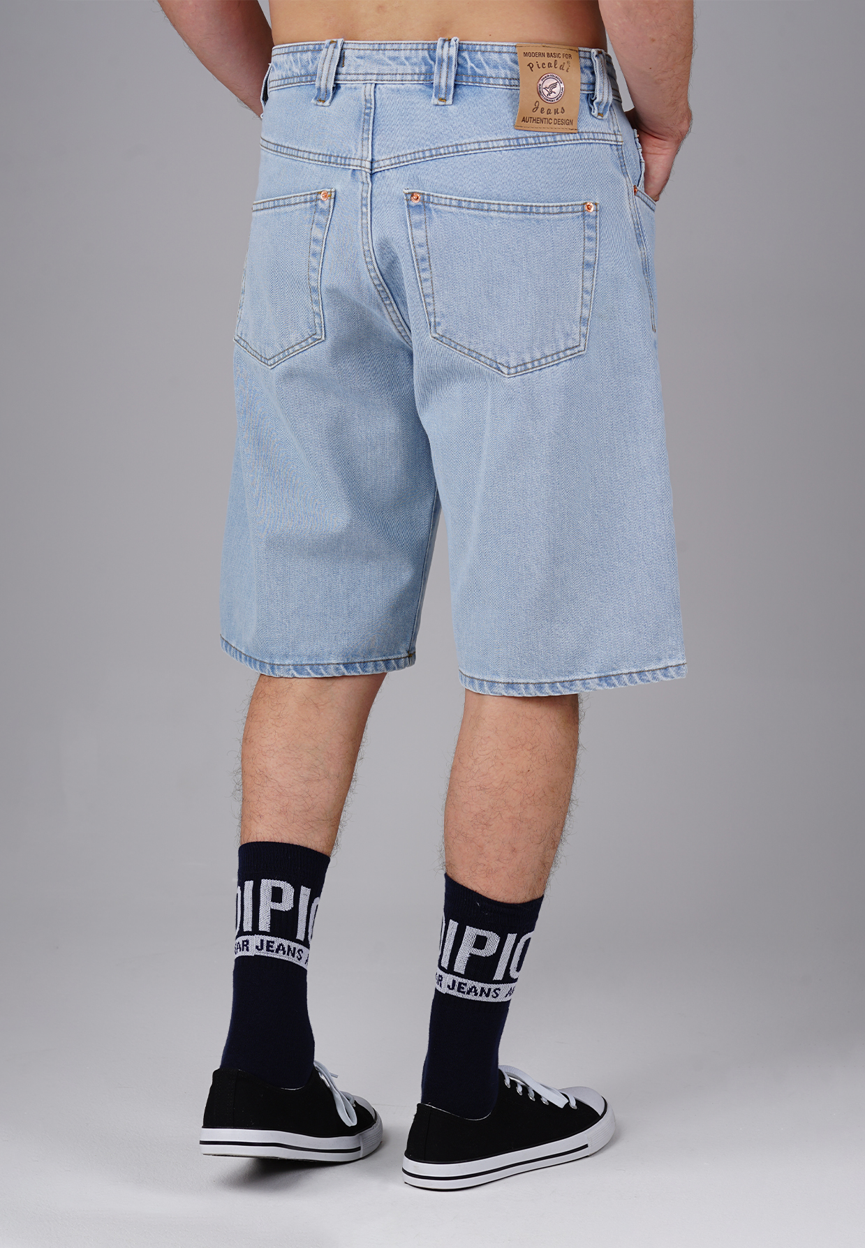 Picaldi Zicco 471 Moon Herren Jeansshorts - Relaxed Fit in Ice Blue Vintage Picaldi Zicco 471 Moon Herren Jeansshorts - Relaxed Fit in Ice Blue Vintage W40