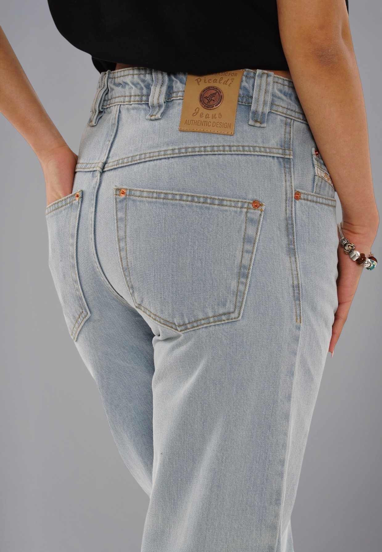 Picaldi Damen Jeans Baggy Zicco 474 Salvador light blue W38-L34