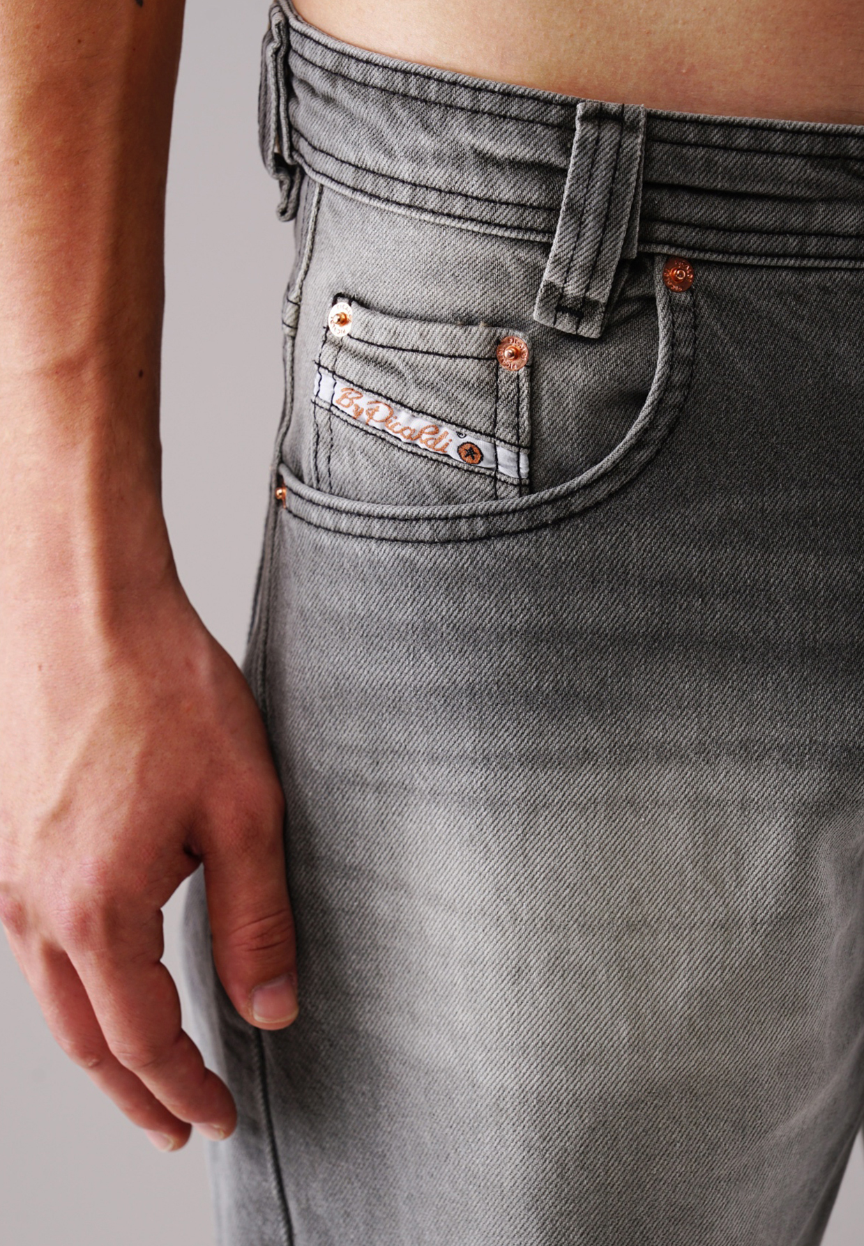 Picaldi Zicco 472 Reyes Herrenjeans - Relaxed-Karottenschnitt in Washed Dark Grey W42-L32