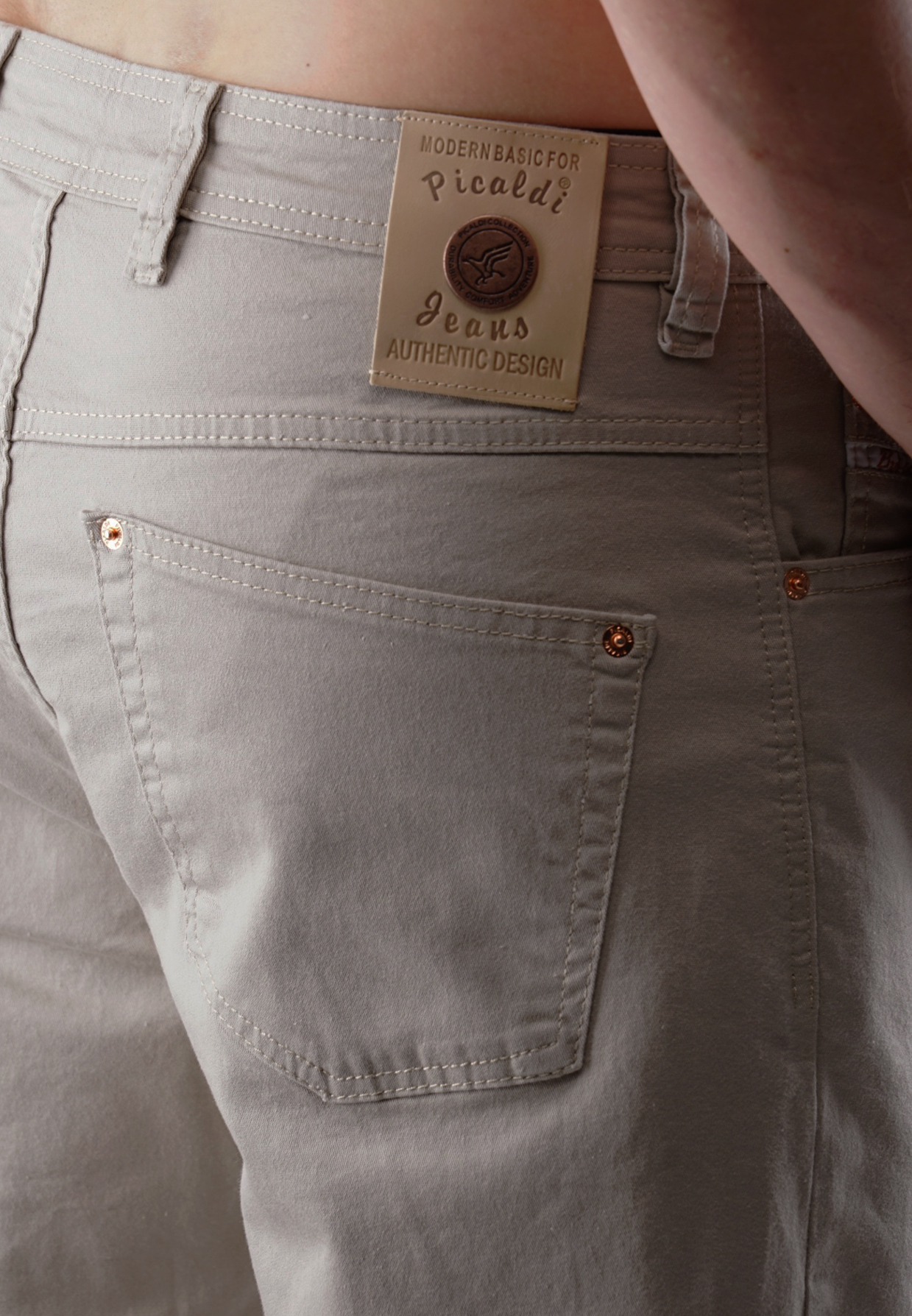 Picaldi Zicco  472 Glow Ecru Herren Hose – Relaxed Carrot Fit in Beige W40-L32