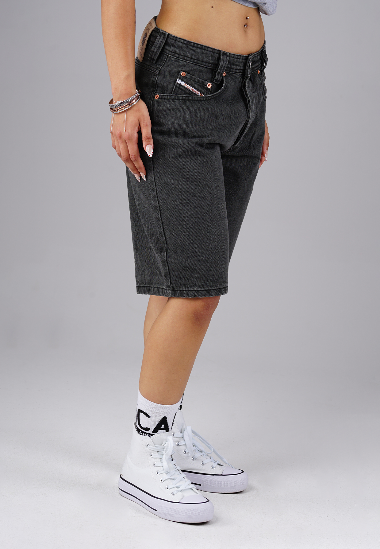 Picaldi Zicco 471 Tint Damen Jeansshorts – Relaxed Fit – Charcoal Greywashed W29 Picaldi Zicco 471 Tint Damen Jeansshorts – Relaxed Fit – Charcoal Greywashed W40